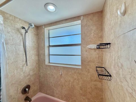 Tiny photo for 19 Abbey Lane #204, Delray Beach, FL 33446 (MLS # B26032917)