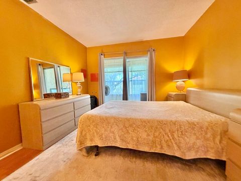Tiny photo for 19 Abbey Lane #204, Delray Beach, FL 33446 (MLS # B26032917)