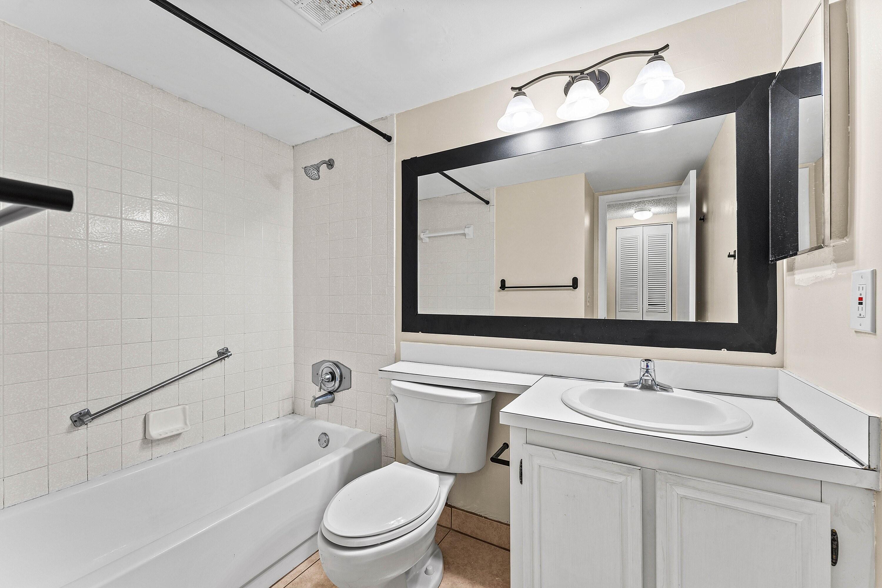PINE RIDGE NORTH I CONDO - Residential