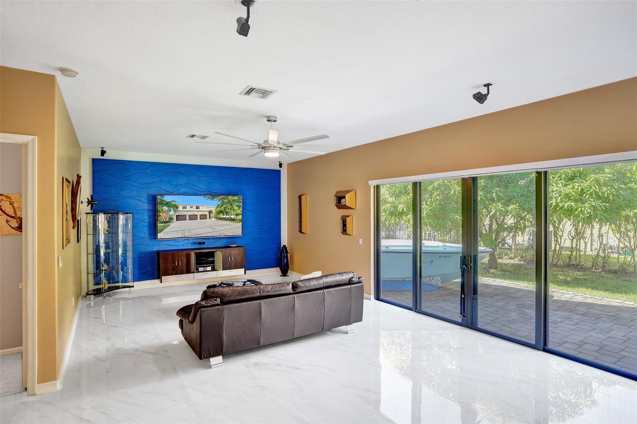 RIVIERA ISLES I - Residential