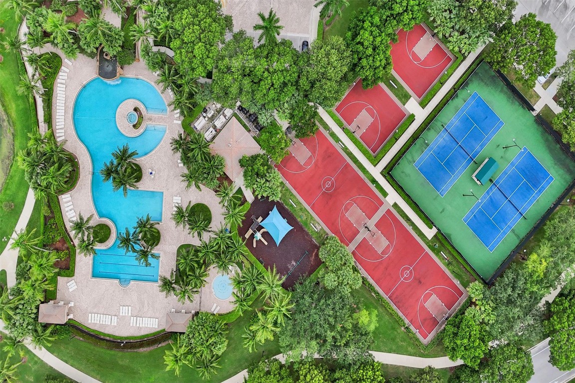 RIVIERA ISLES I - Residential