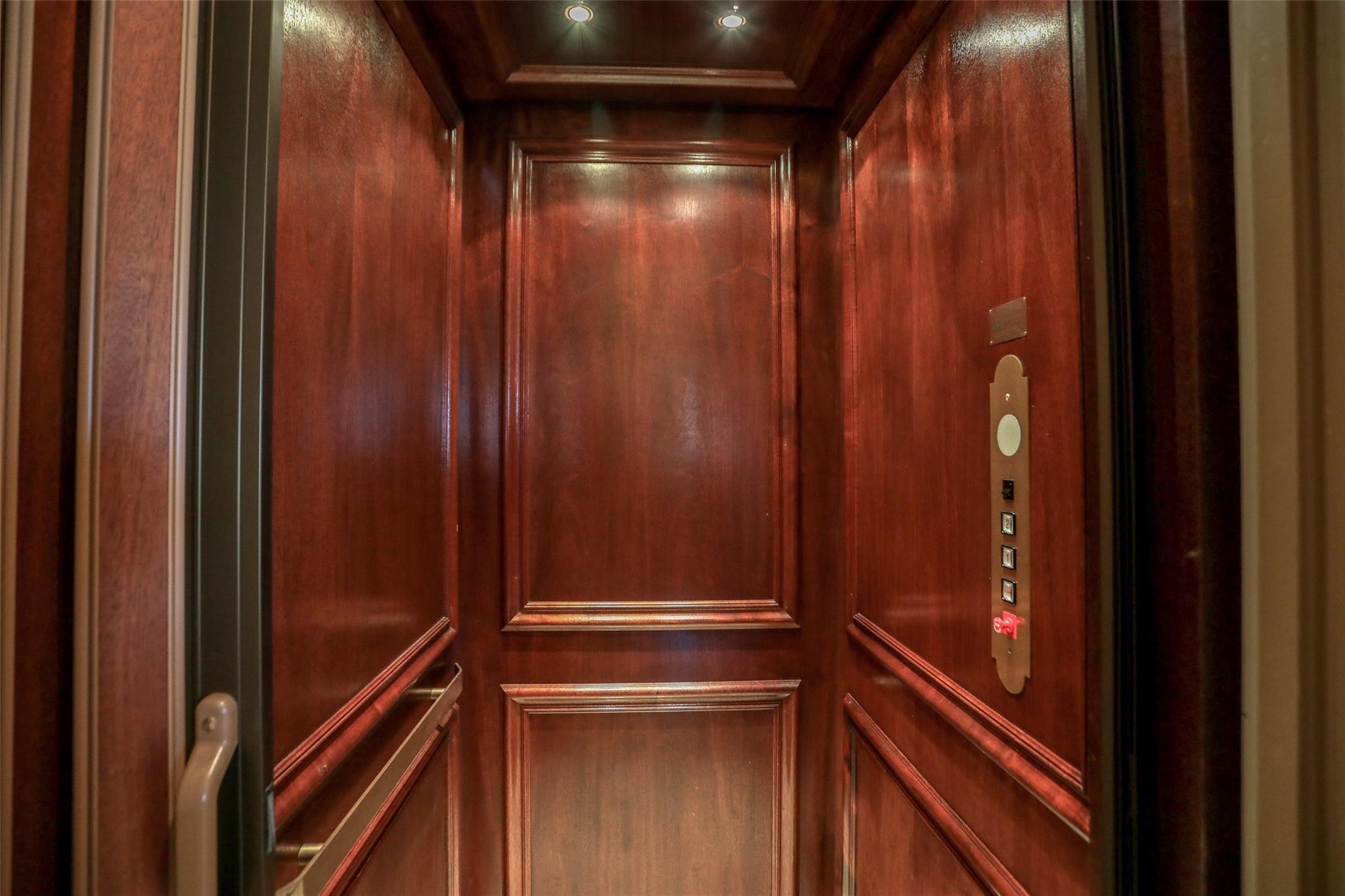 Santa Barbara Shores 33-2 - Residential