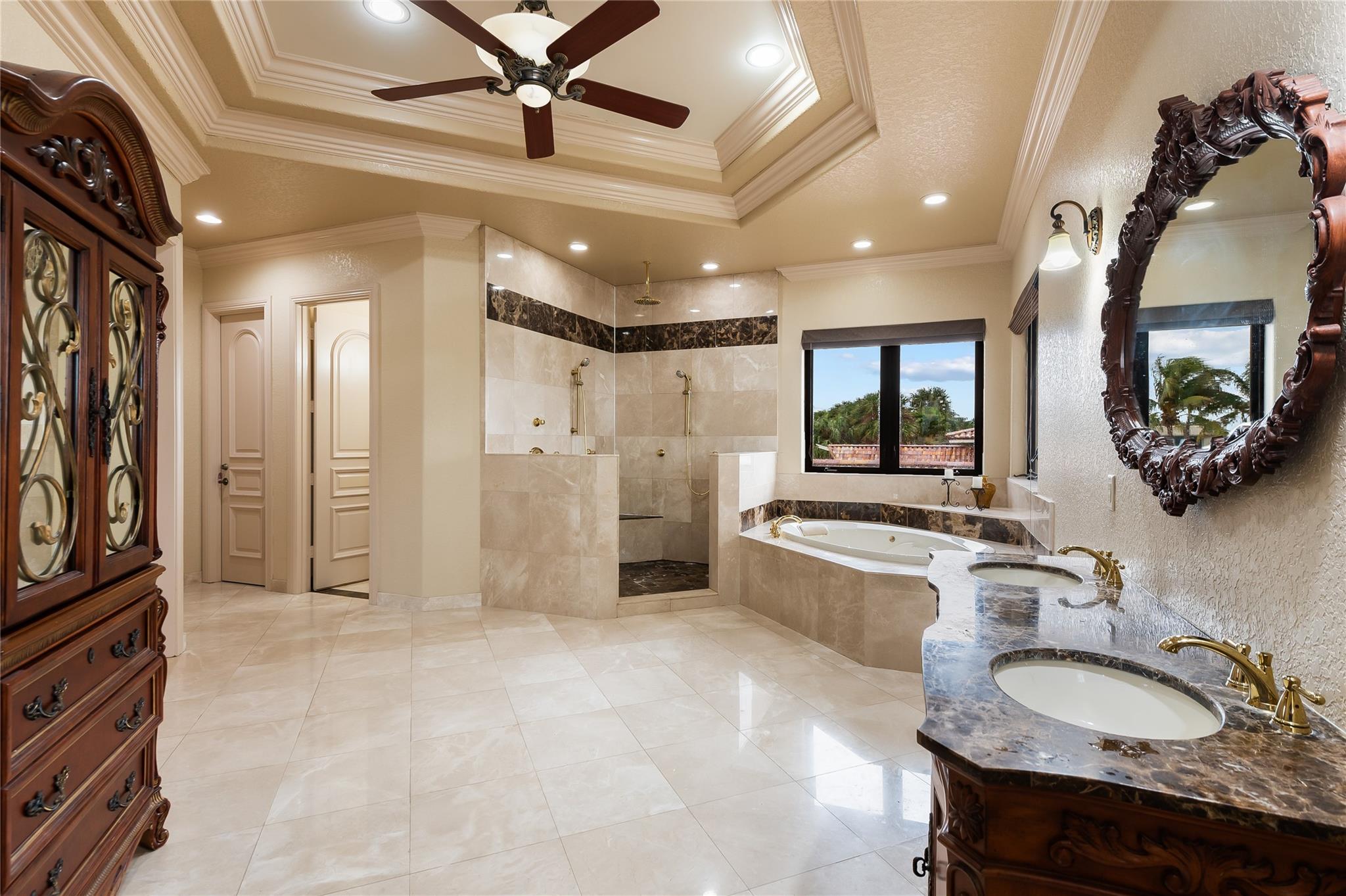 Santa Barbara Shores 33-2 - Residential