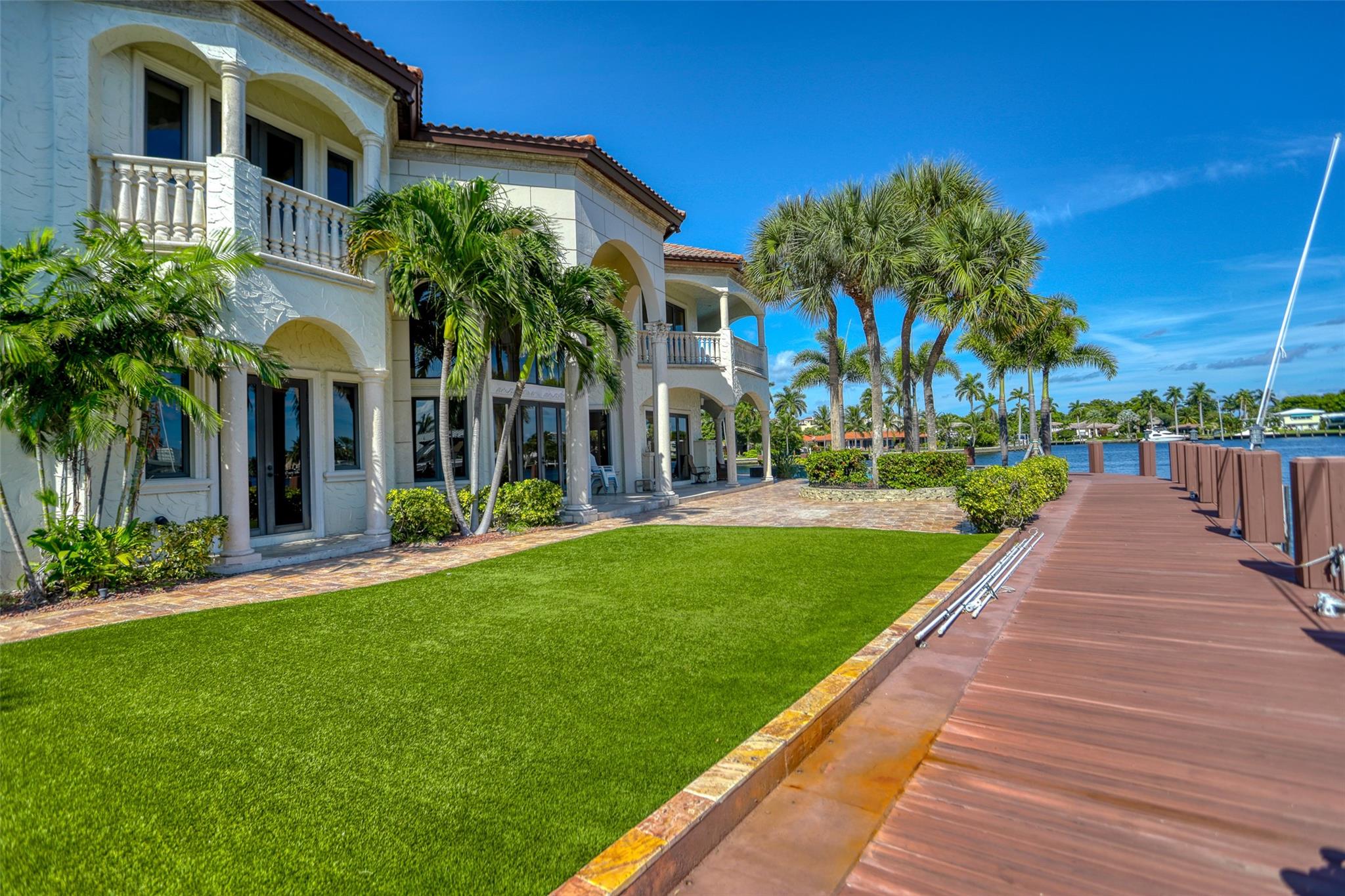 Santa Barbara Shores 33-2 - Residential