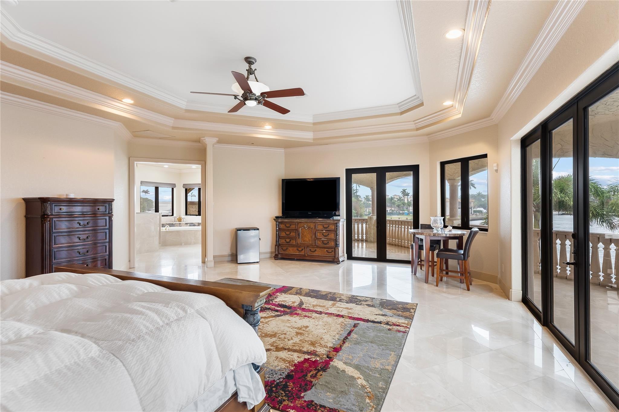 Santa Barbara Shores 33-2 - Residential