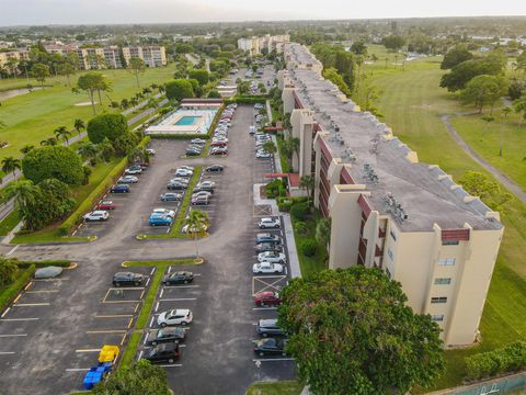 A home in Lake Worth