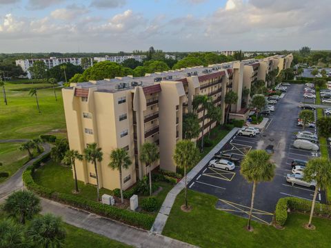 A home in Lake Worth