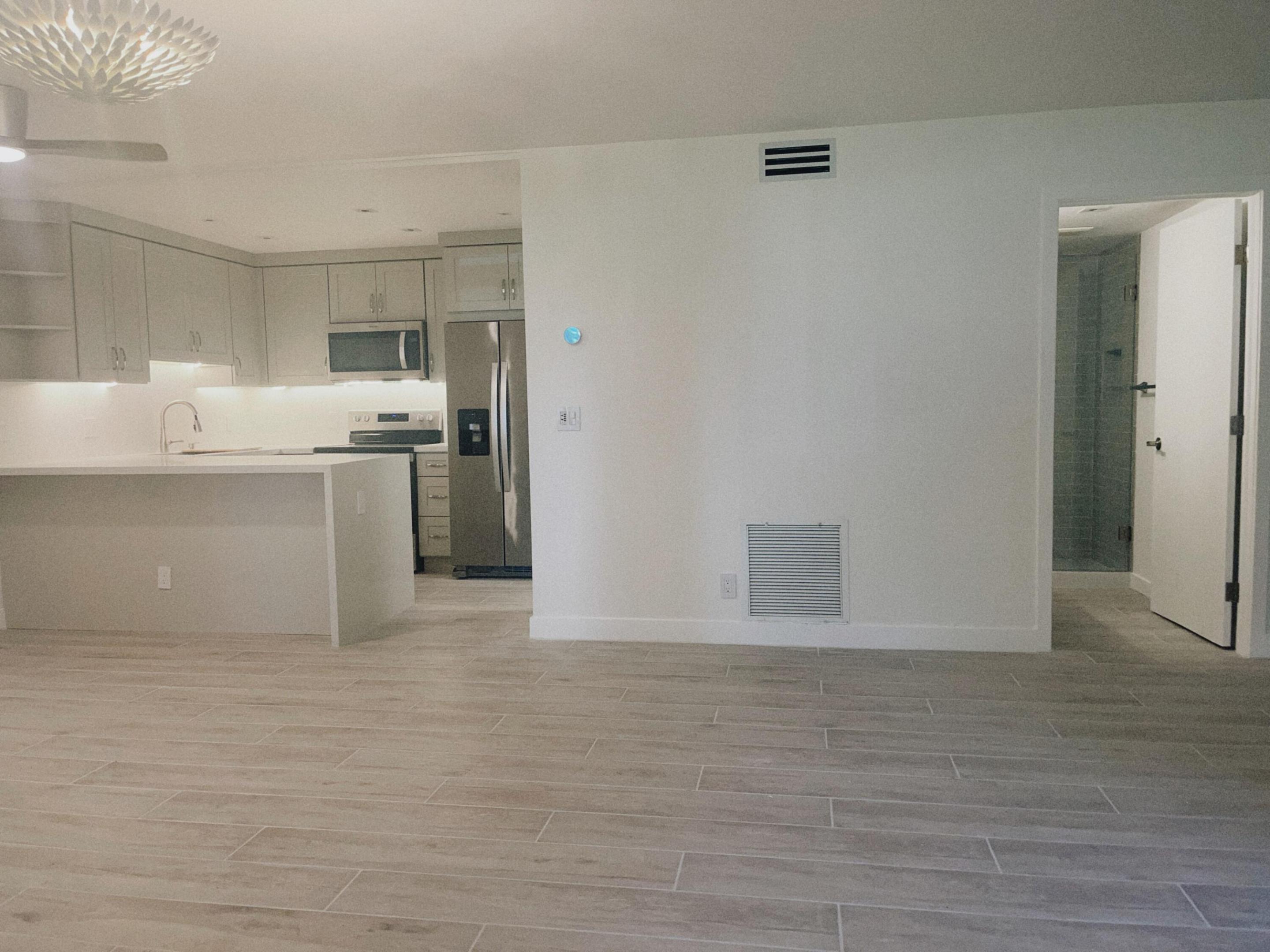LA PINATA CONDO - Residential