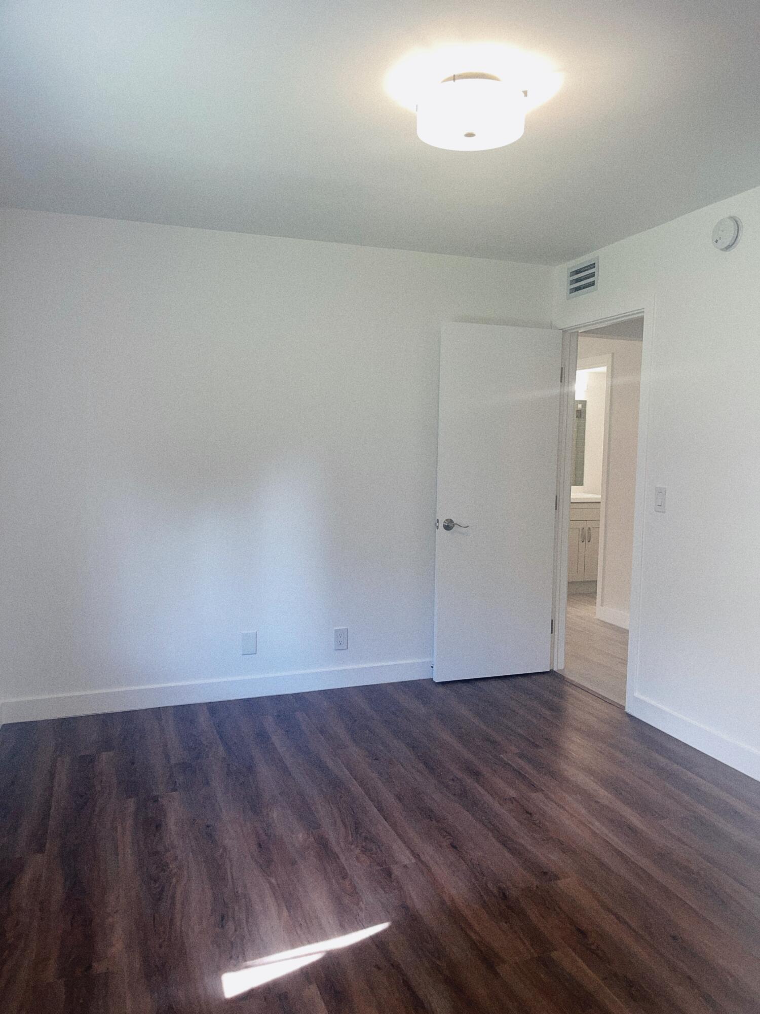 LA PINATA CONDO - Residential