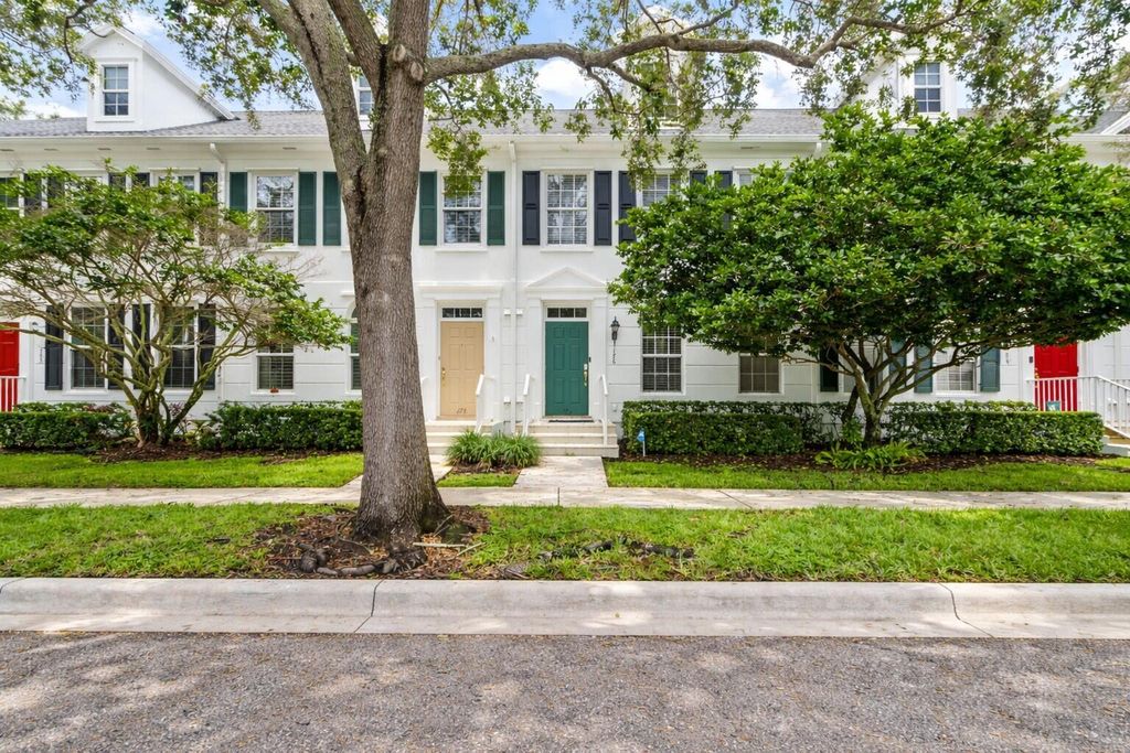 Photo of 176 Freeport Drive, Jupiter, FL 33458 (MLS # B26003271)