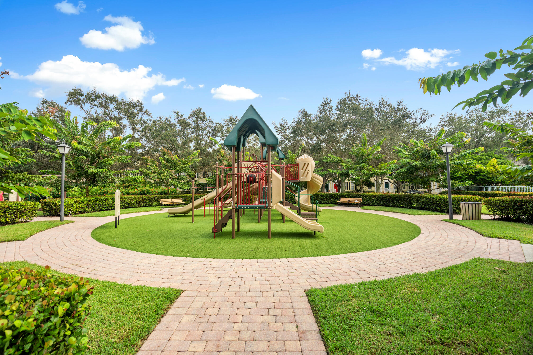 ISLAND AT ABACOA - Residential