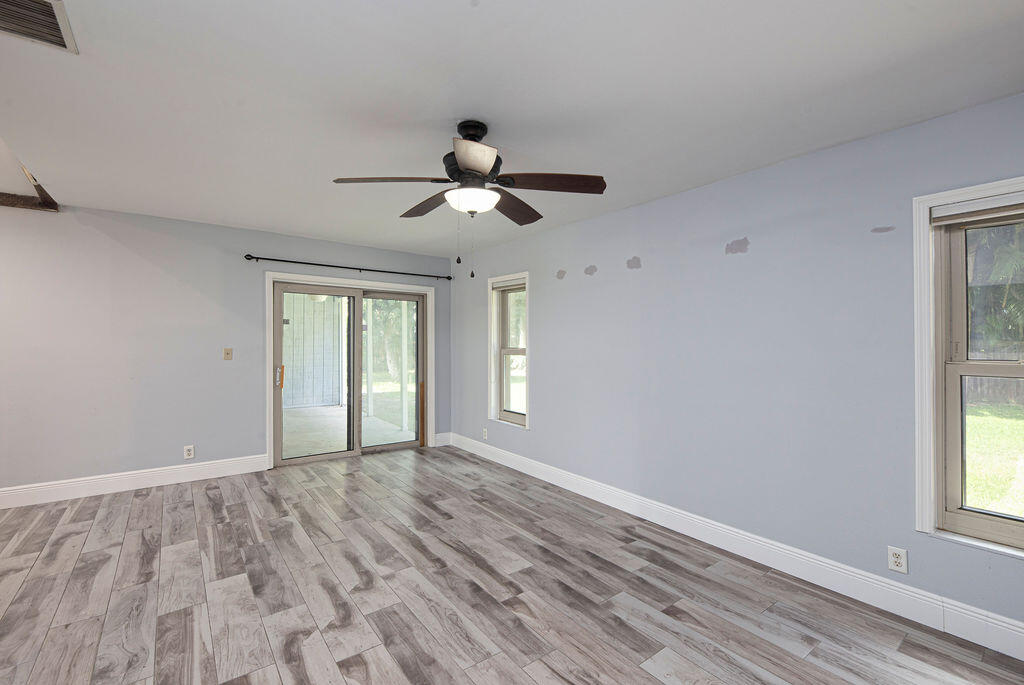 HARBOR ESTATES - Residential