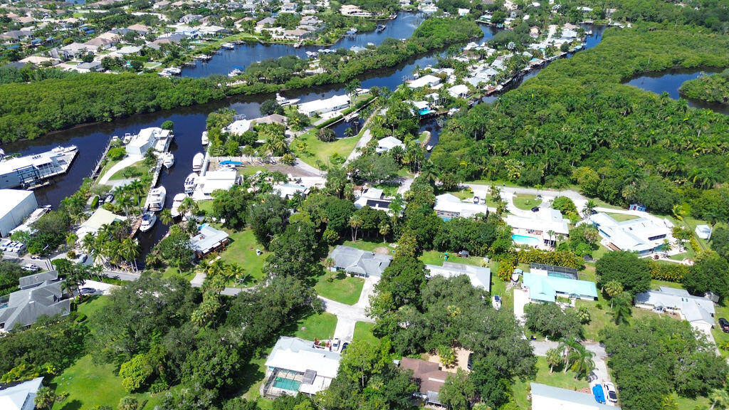 HARBOR ESTATES - Residential