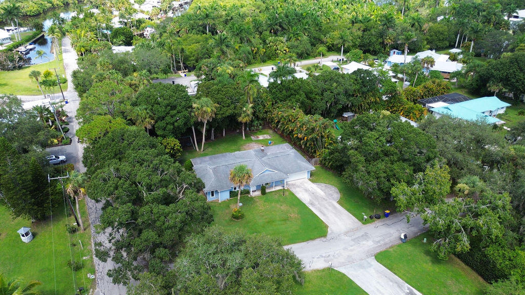 HARBOR ESTATES - Residential