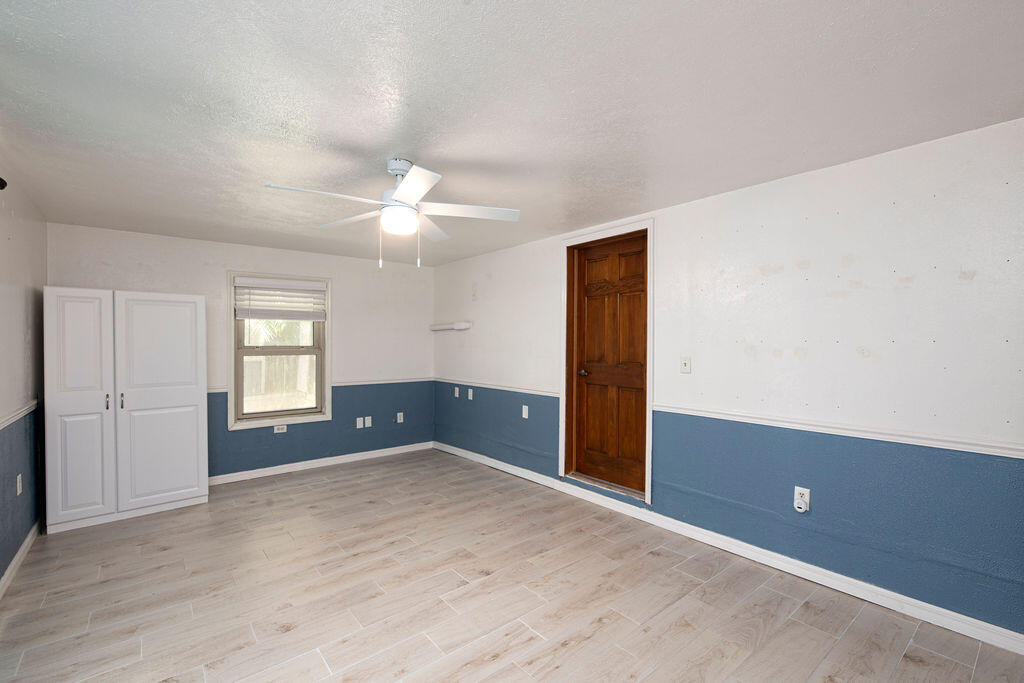 HARBOR ESTATES - Residential