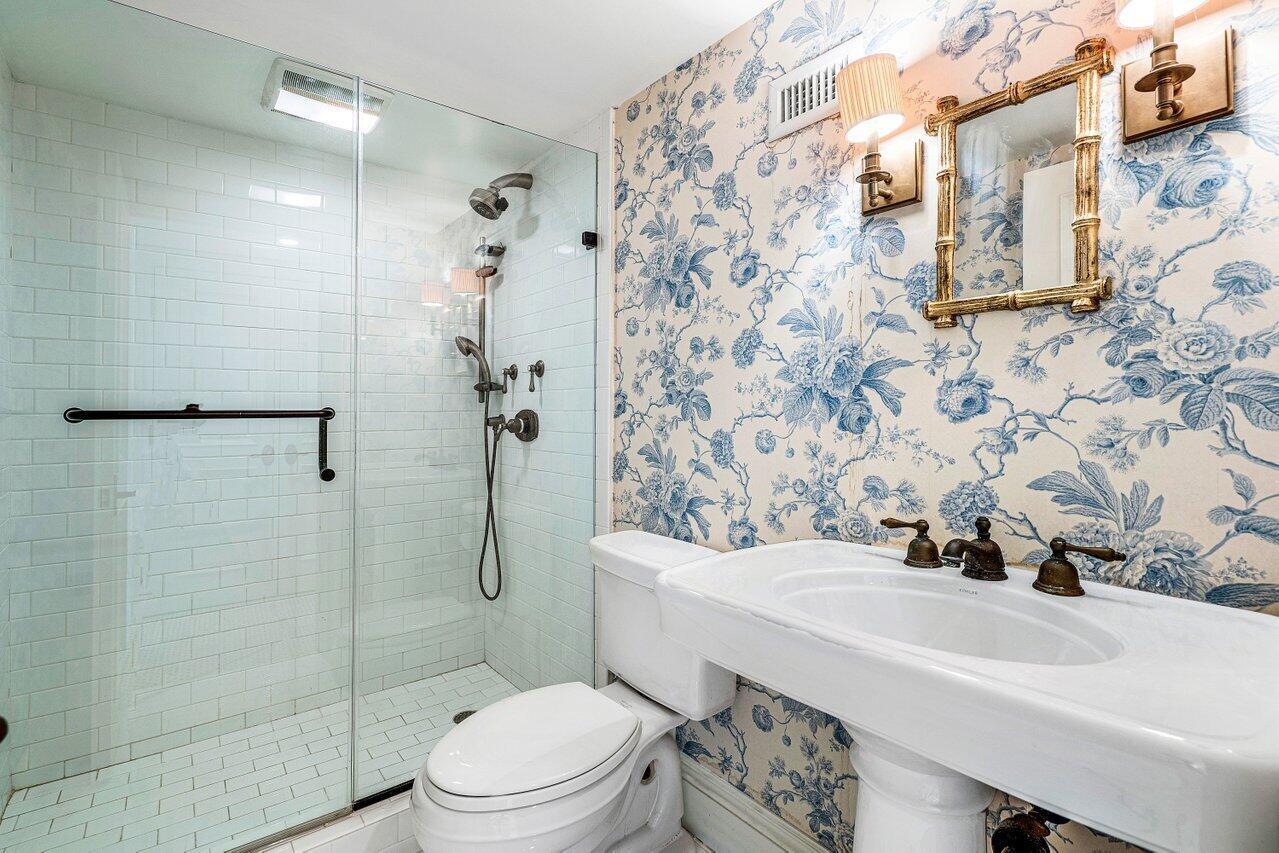 BOULEVARD ESTATES - Residential