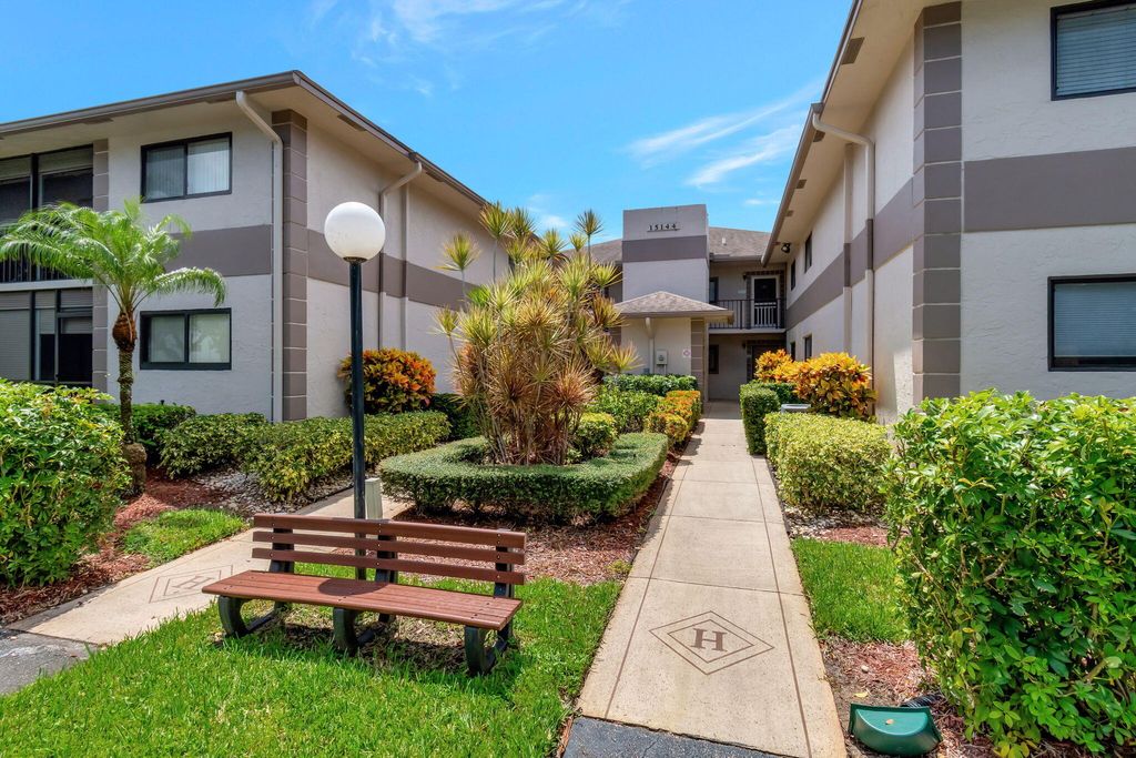Photo of 15144 Ashland Street #281, Delray Beach, FL 33484 (MLS # R11014057)