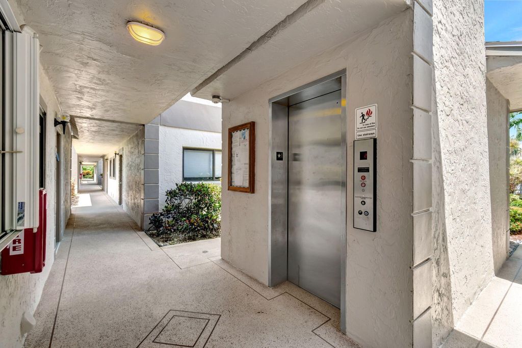 Photo of 15144 Ashland Street #281, Delray Beach, FL 33484 (MLS # R11014057)