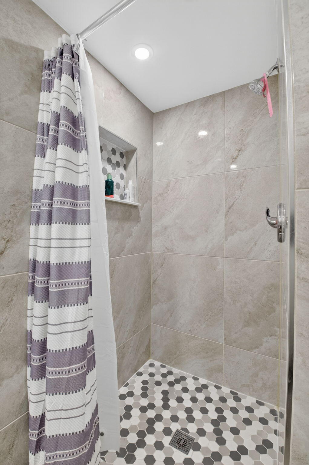 KINGS POINT FLANDERS CONDOS - Residential
