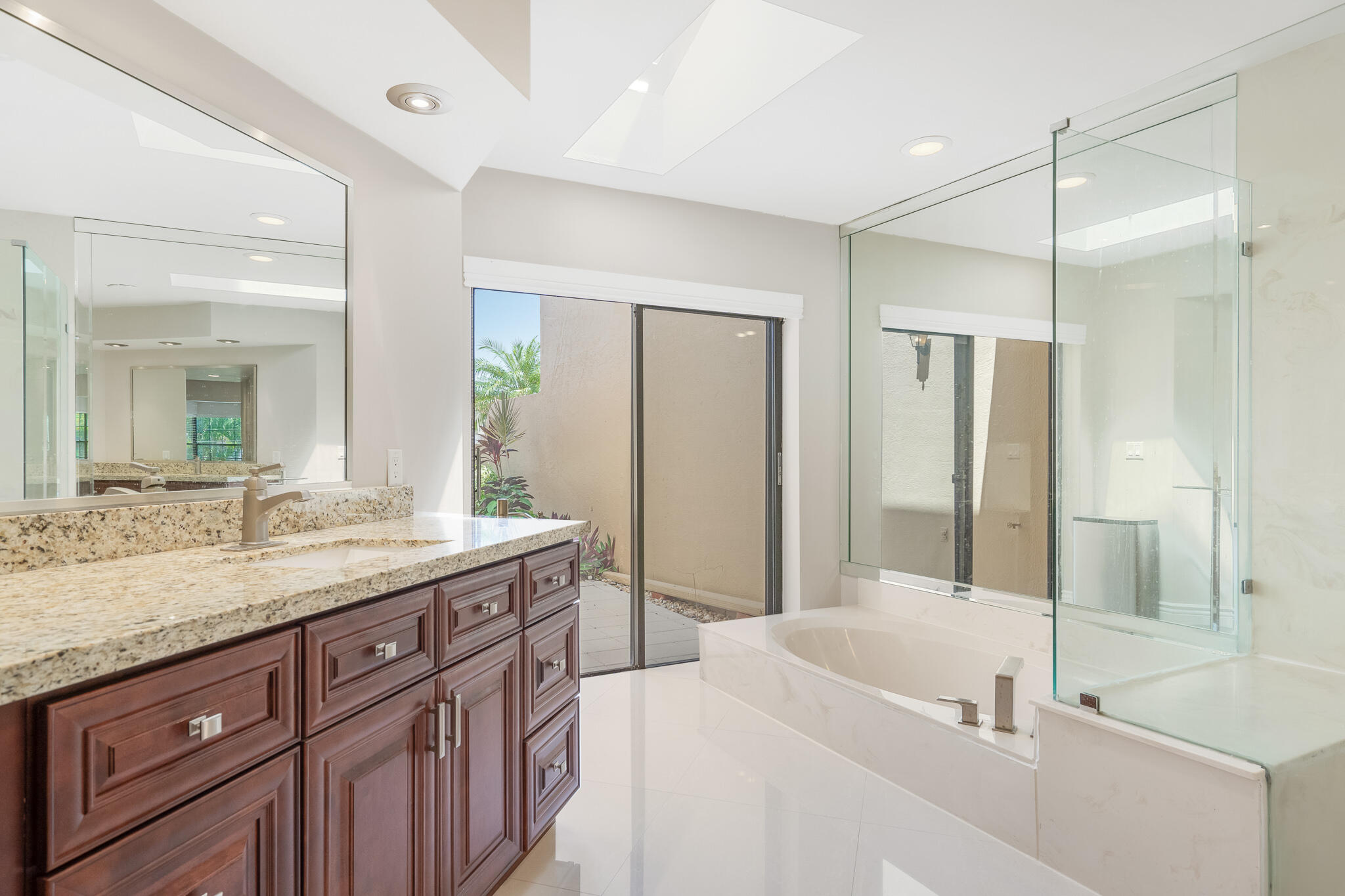 CARAVELLE - Residential