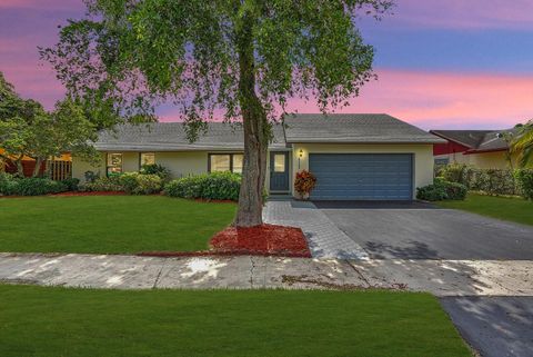 8330 NW 52nd Ct Lauderhill FL 33351