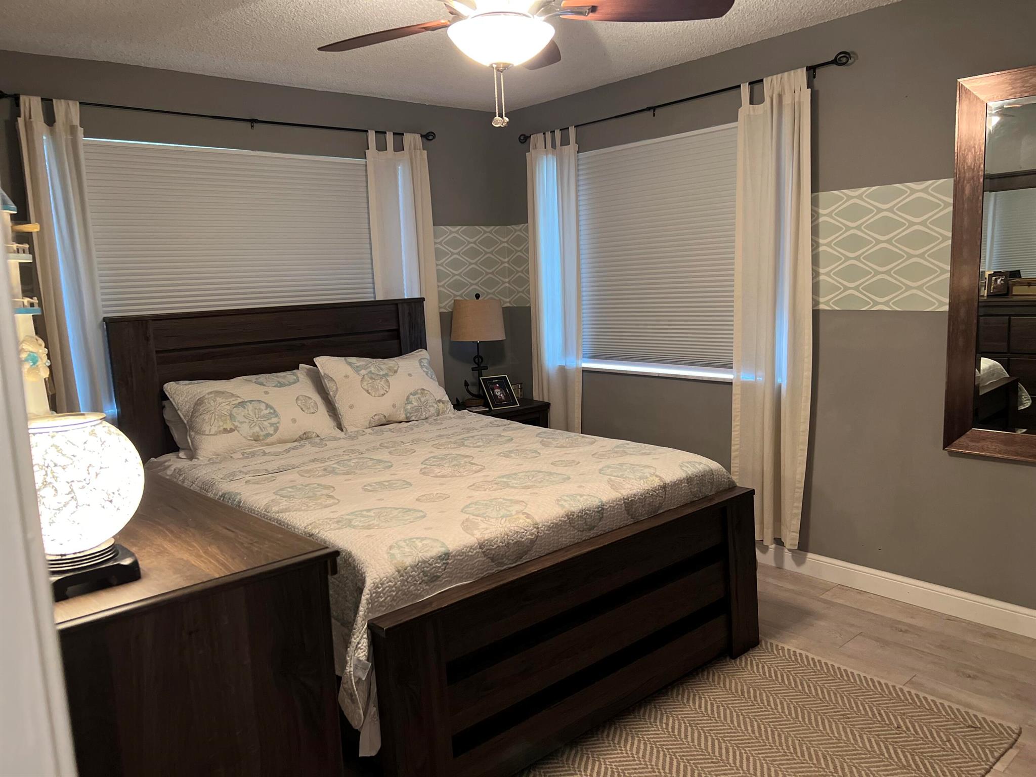 SUNFLOWER CONDO - Residential Lease