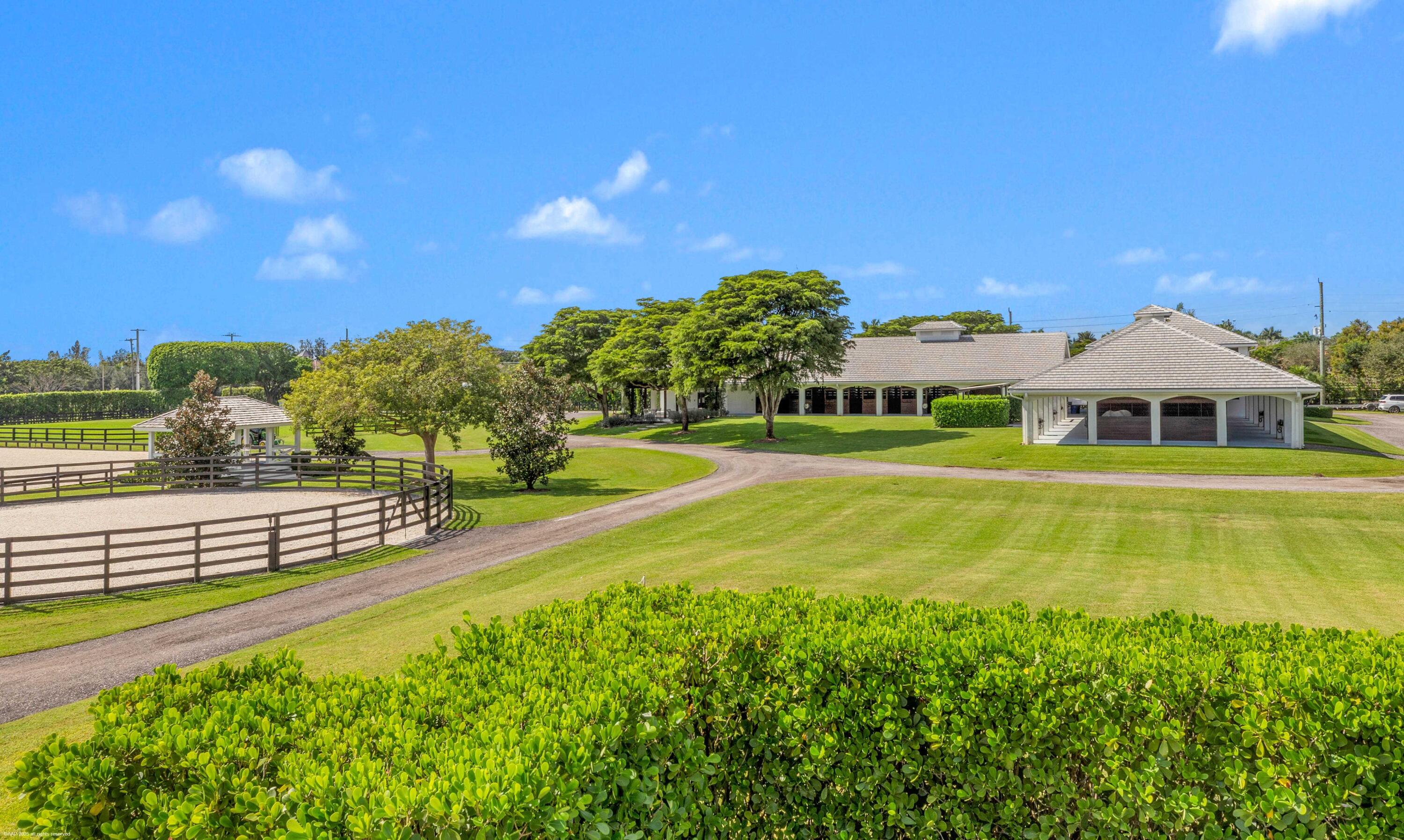 PALM BEACH POINT EAST - Residential