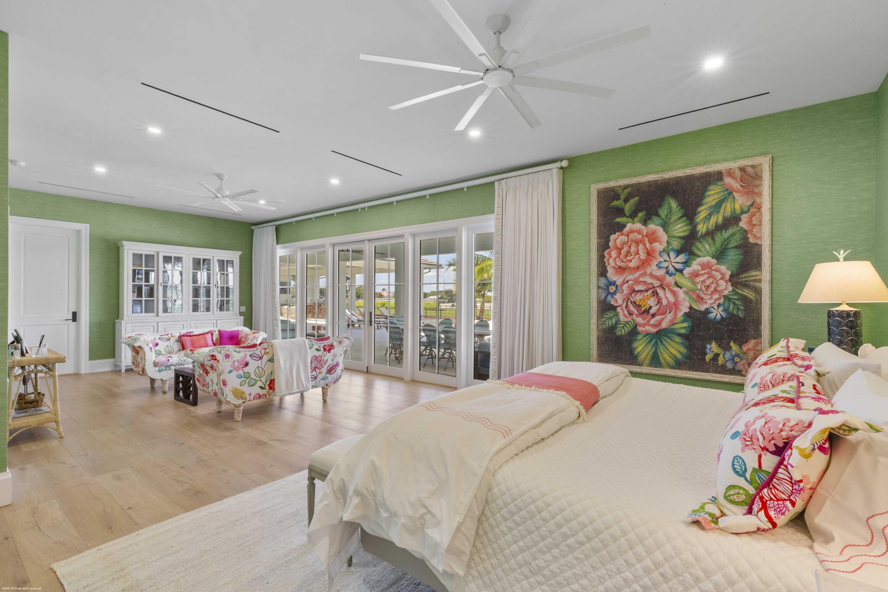 PALM BEACH POINT EAST - Residential