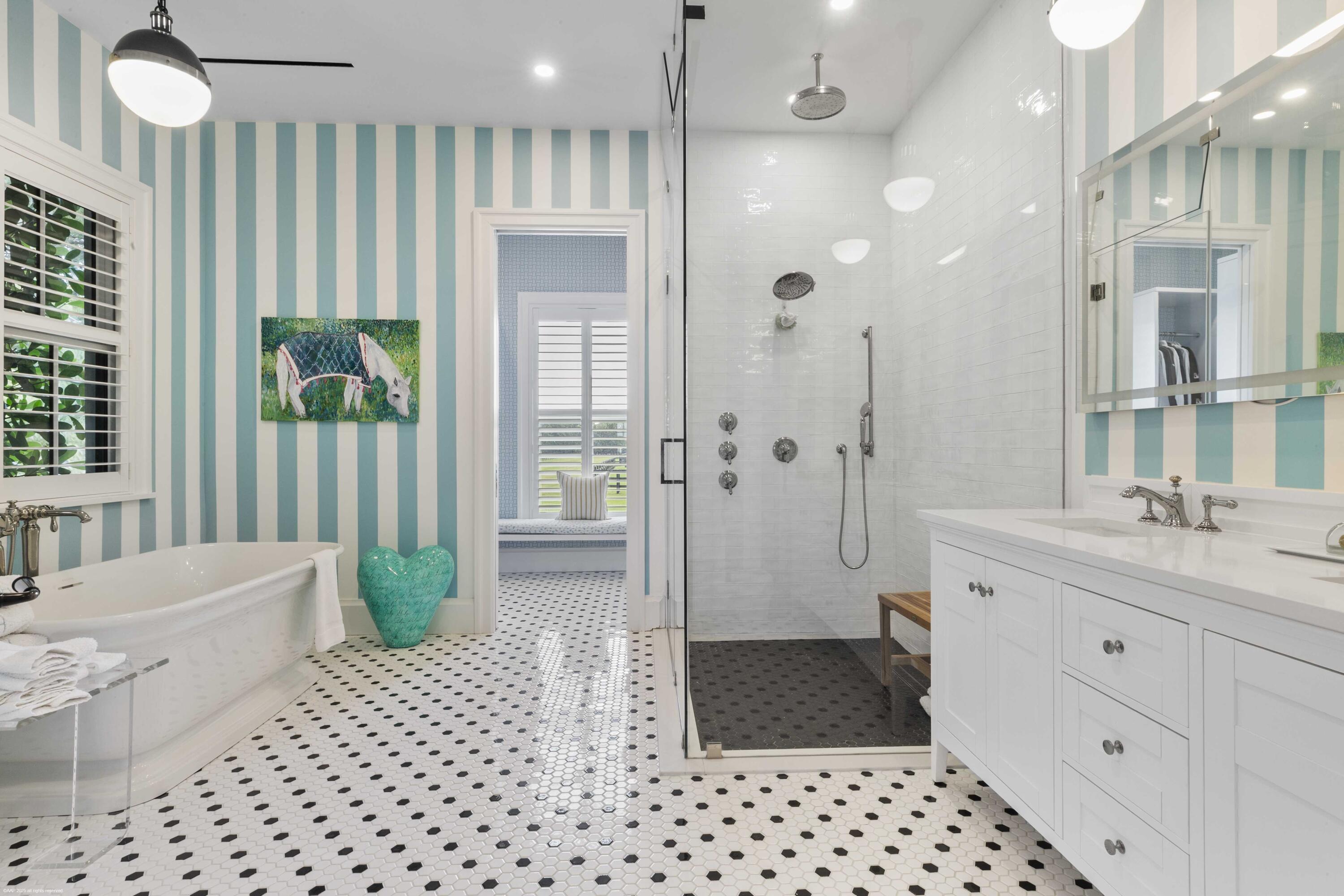 PALM BEACH POINT EAST - Residential