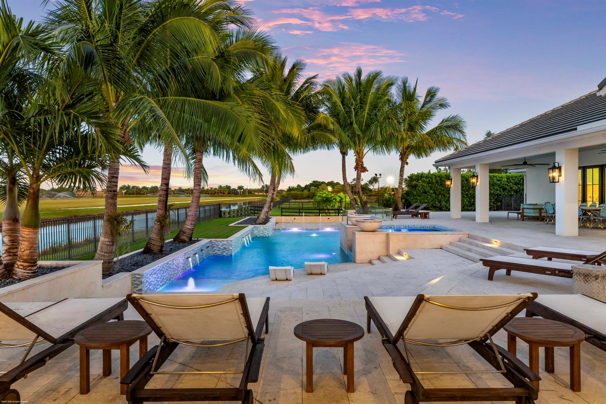 PALM BEACH POINT EAST - Residential