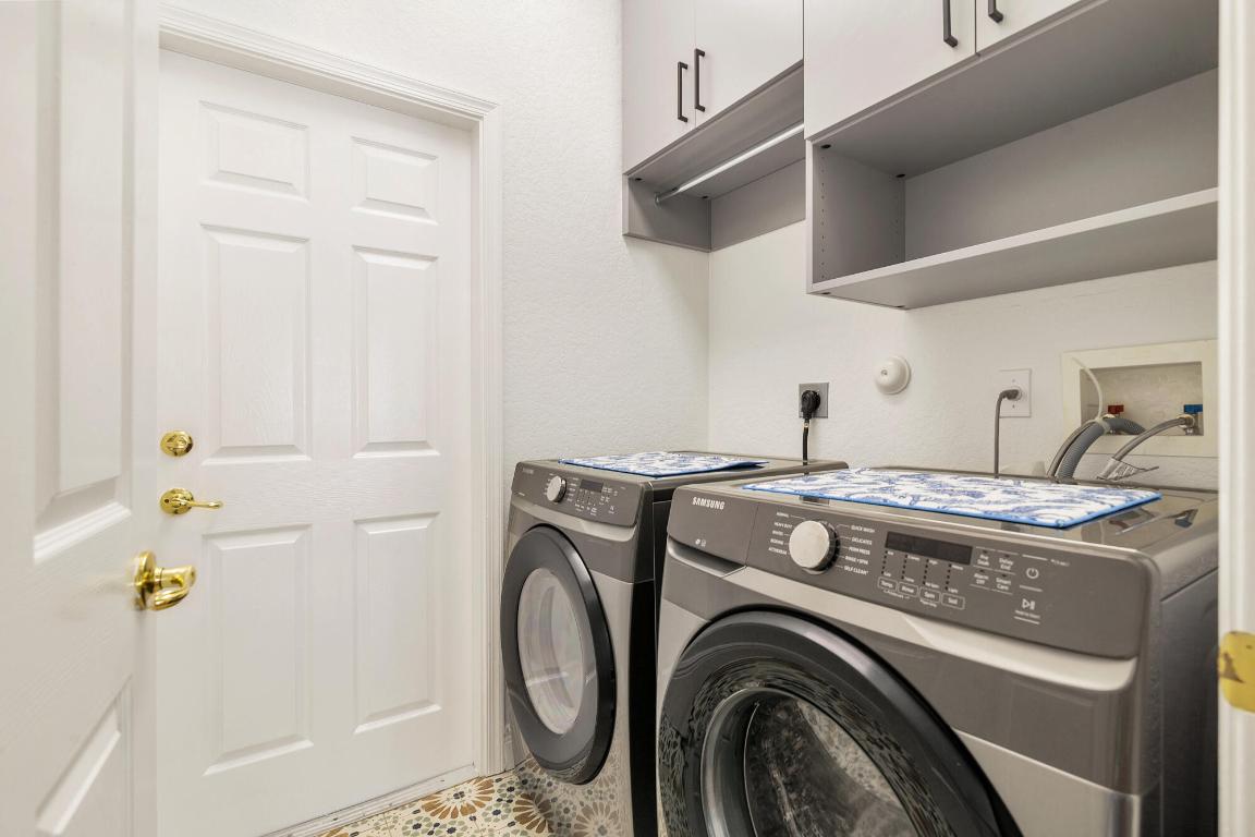 PALMS AT ATLANTIS - Residential Lease