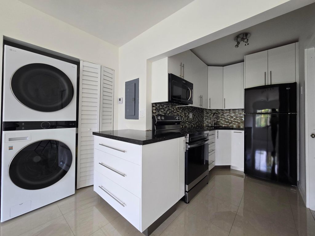 Photo of 201 SE 6th Avenue, Pompano Beach, FL 33060 (MLS # B26009955)