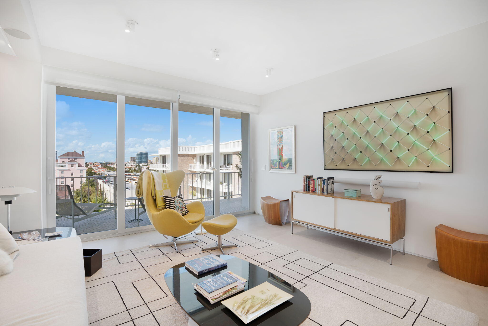 WINTHROP HOUSE CONDO - Residential