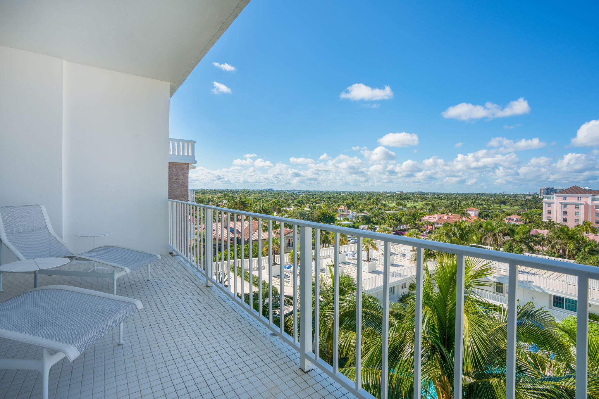 WINTHROP HOUSE CONDO - Residential