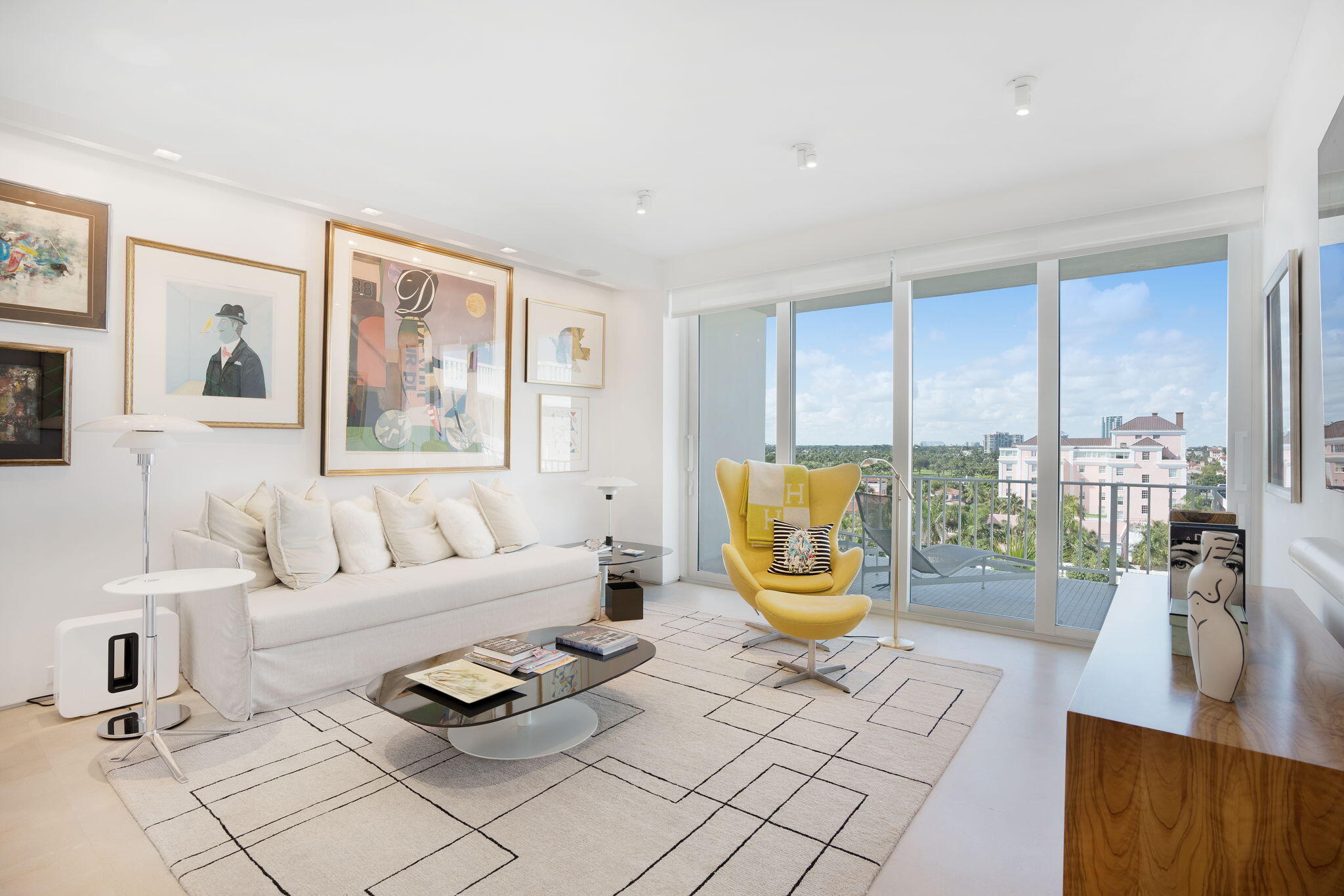 WINTHROP HOUSE CONDO - Residential