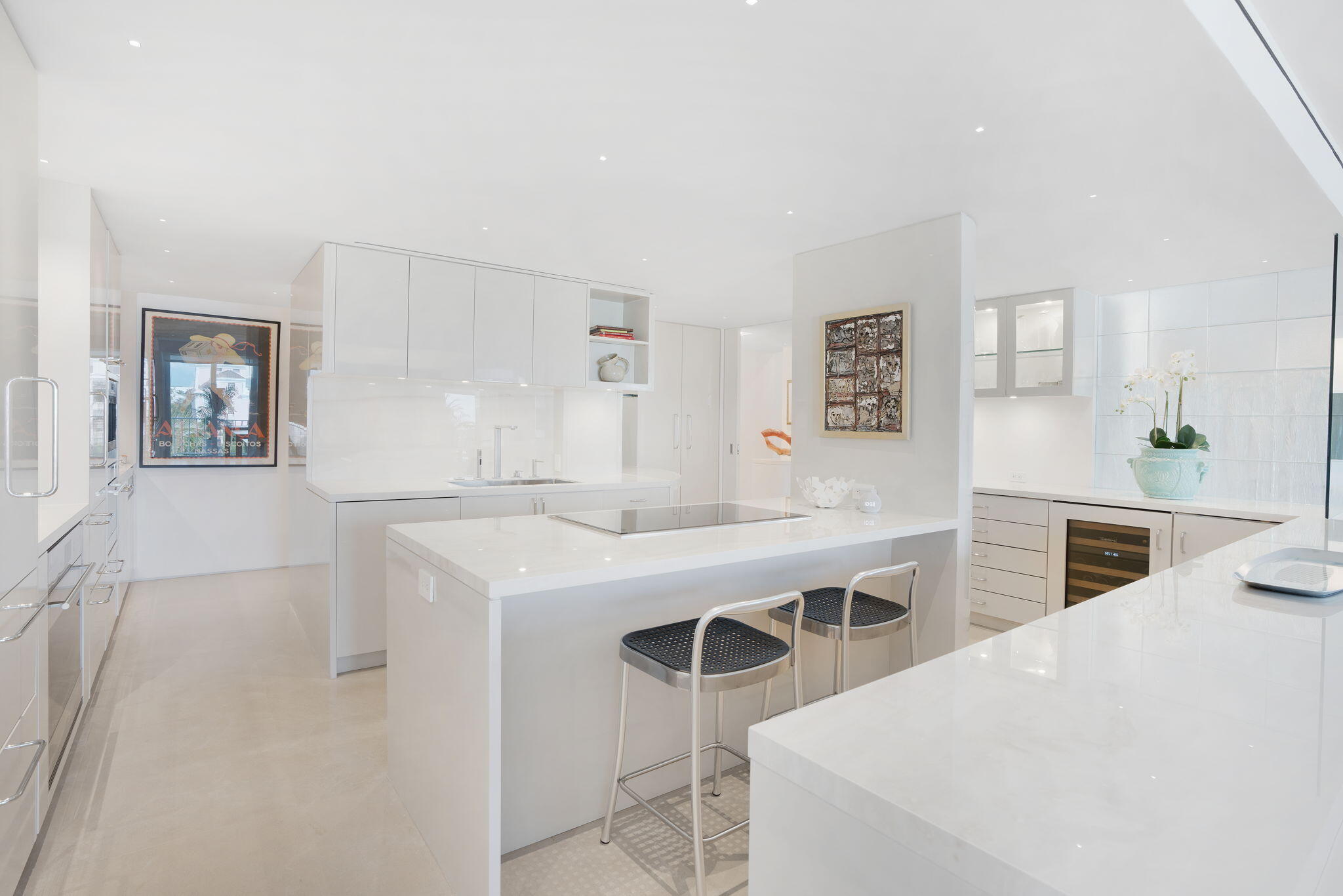 WINTHROP HOUSE CONDO - Residential