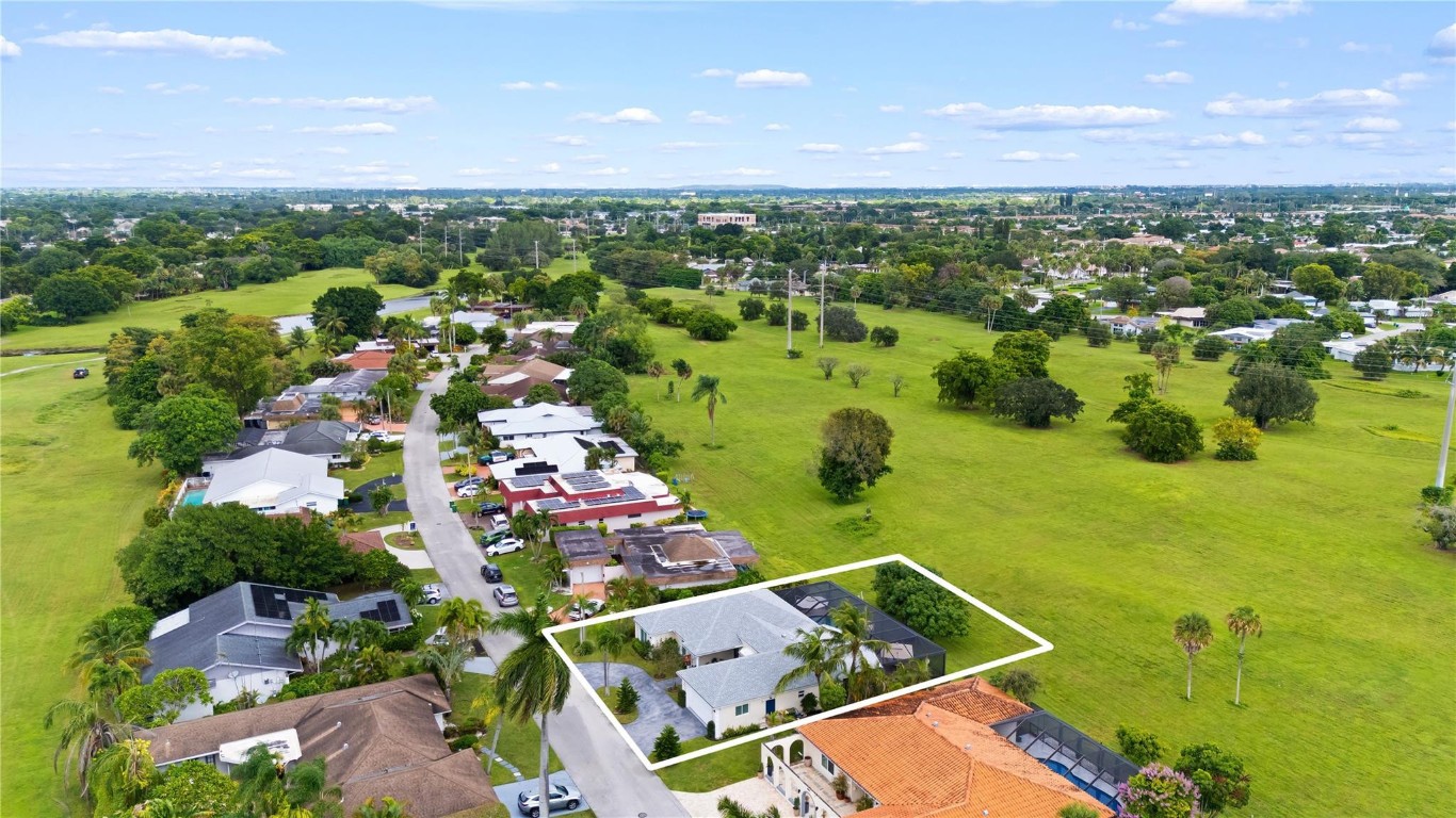 Woodlands Sec Seven 67-41 - Residential