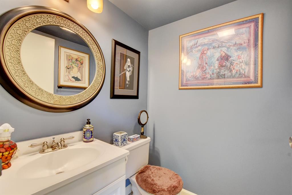 KINGS POINT BRITTANY CONDOS - Residential