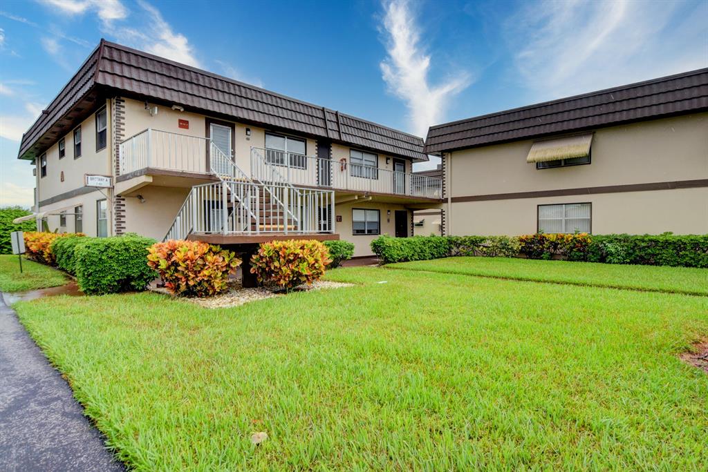 KINGS POINT BRITTANY CONDOS - Residential