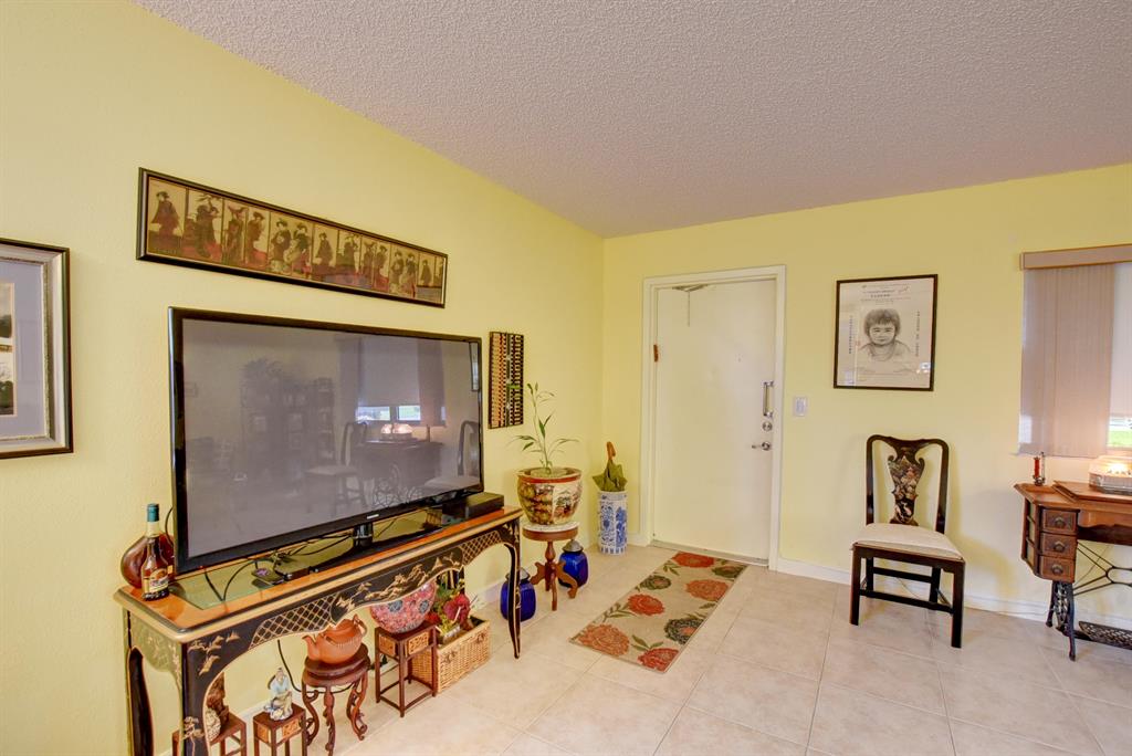 KINGS POINT BRITTANY CONDOS - Residential