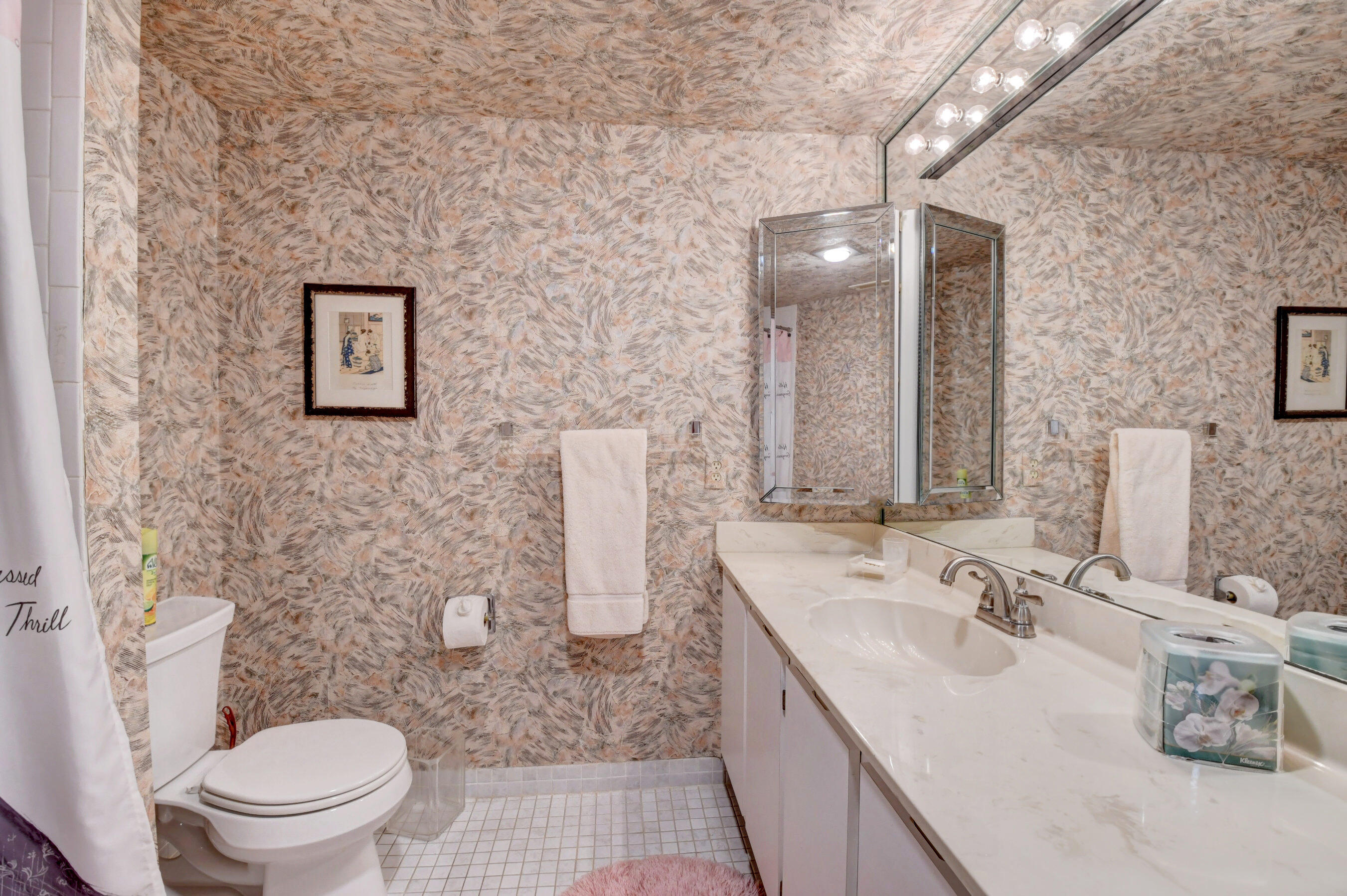 GLADES OF BOCA LAGO CONDO - Residential