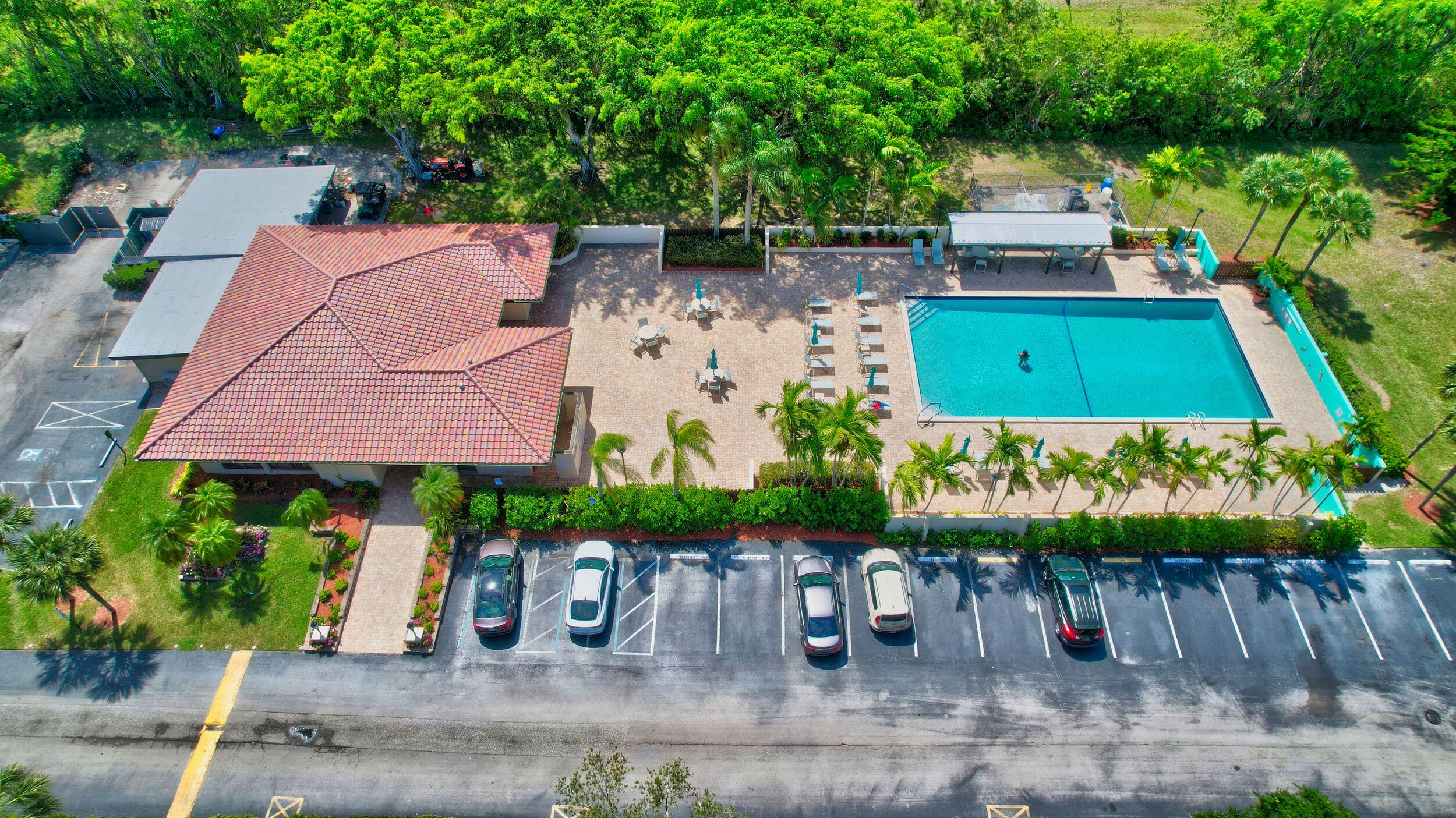 GLADES OF BOCA LAGO CONDO - Residential