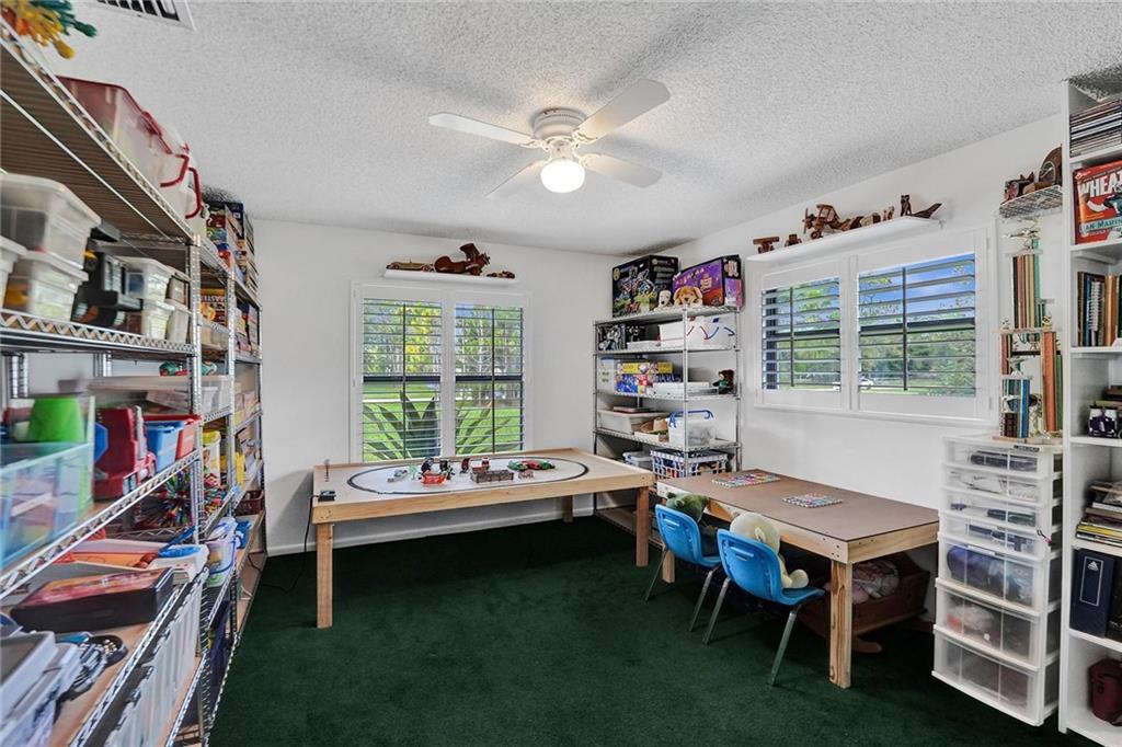 Pine Tree Estates - Residential