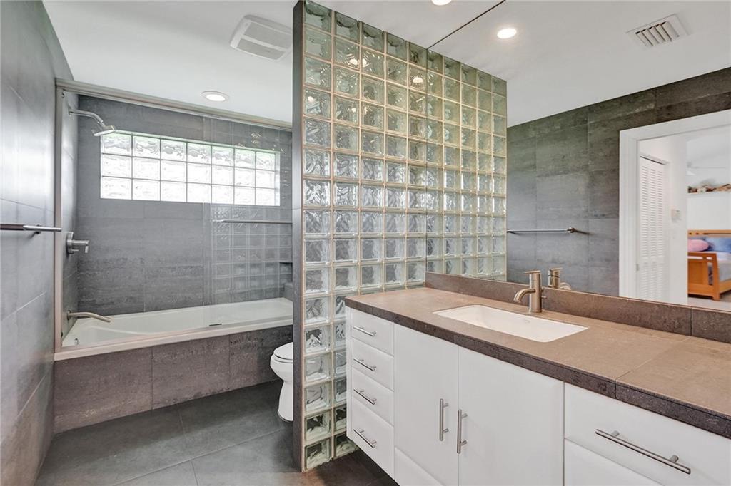 Pine Tree Estates - Residential