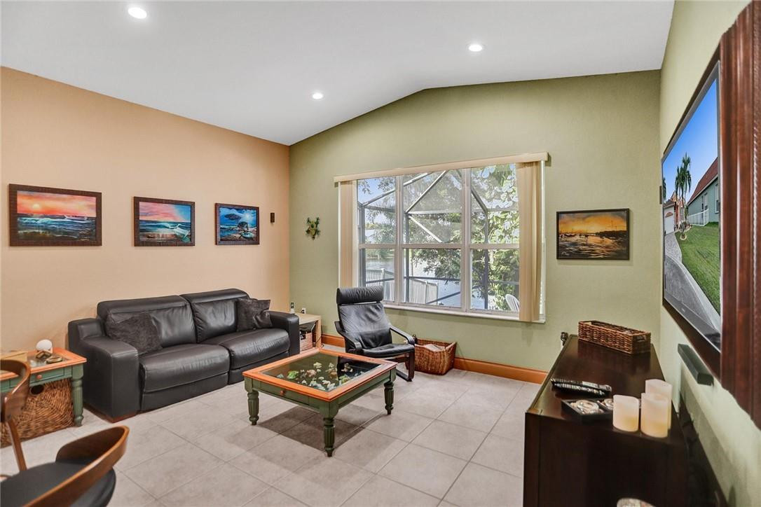 Monarch Lakes-Palm Cove - Residential