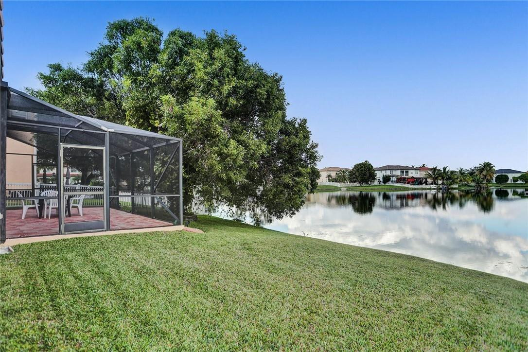 Monarch Lakes-Palm Cove - Residential