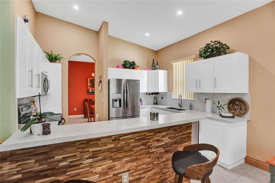 Monarch Lakes-Palm Cove - Residential