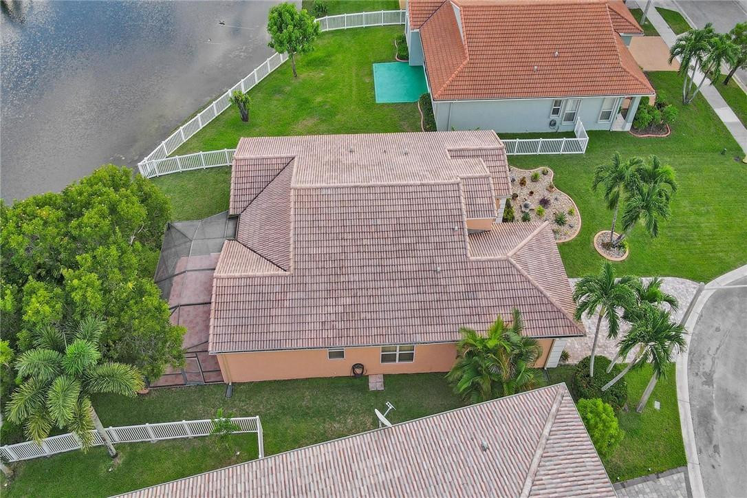 Monarch Lakes-Palm Cove - Residential