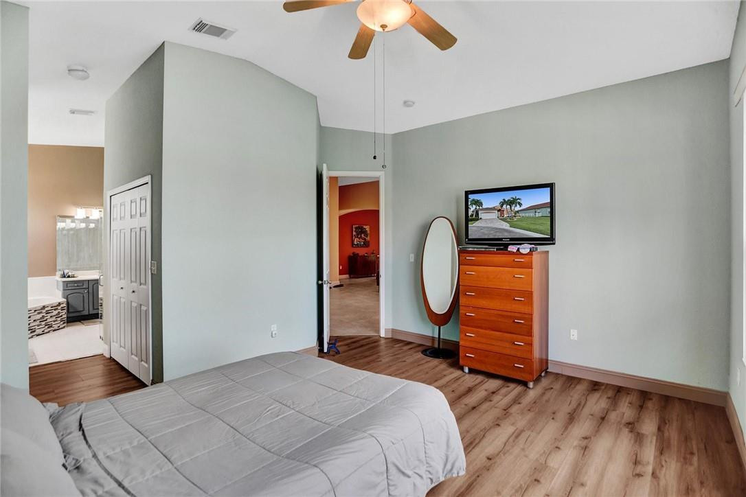 Monarch Lakes-Palm Cove - Residential