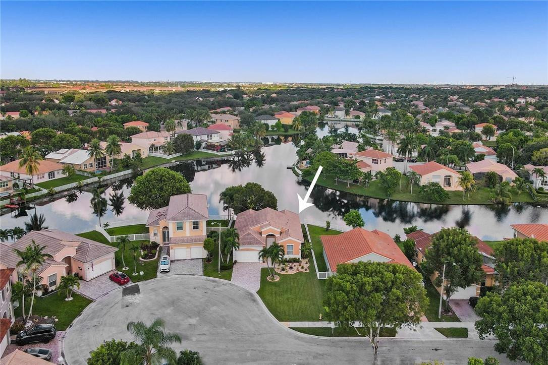 Monarch Lakes-Palm Cove - Residential